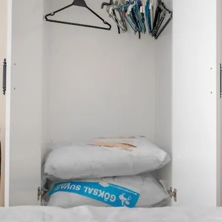 Apartamento كبيره في منطقة هادئه *